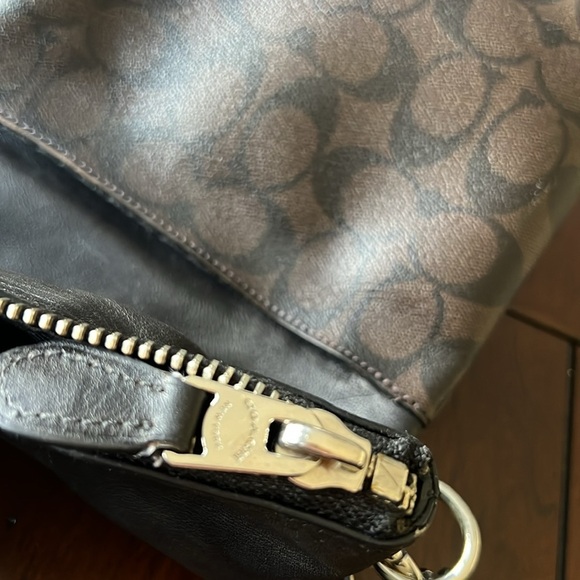 Coach Charles foldover bag - Picture 14 of 16